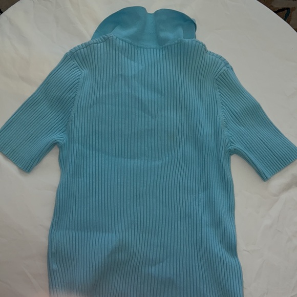 Vintage ribbed Y2K collared baby blue shirt - Picture 5 of 5
